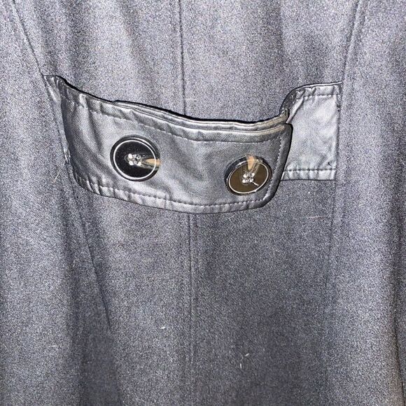 Nicole Miller Black Pea Coat – Timeless Elegance (Large) - Picture 6 of 7